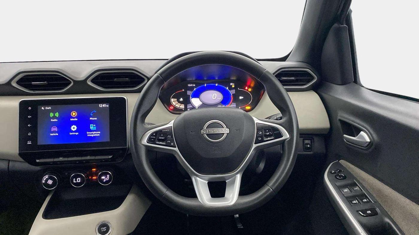 2023 Nissan MAGNITE XV MT, Petrol, Manual, 34,521 km, Steering Wheel Close Up