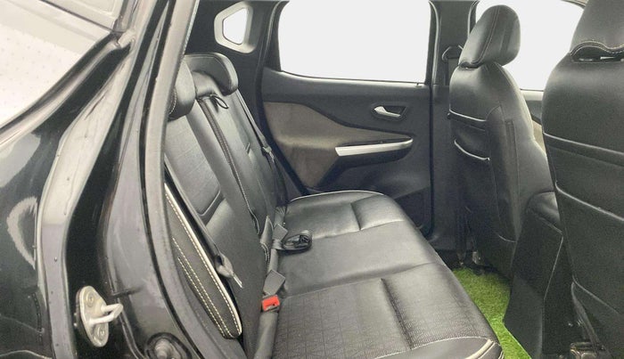 2023 Nissan MAGNITE XV MT, Petrol, Manual, 34,503 km, Right Side Rear Door Cabin