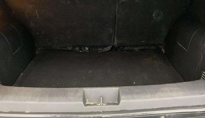 2023 Nissan MAGNITE XV MT, Petrol, Manual, 34,503 km, Boot Inside