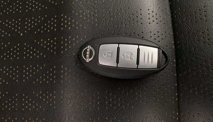 2023 Nissan MAGNITE XV MT, Petrol, Manual, 34,503 km, Key Close Up