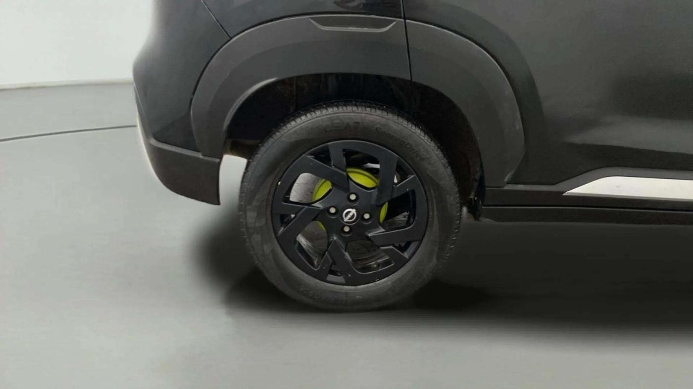 2023 Nissan MAGNITE XV MT, Petrol, Manual, 34,521 km, Right Rear Wheel