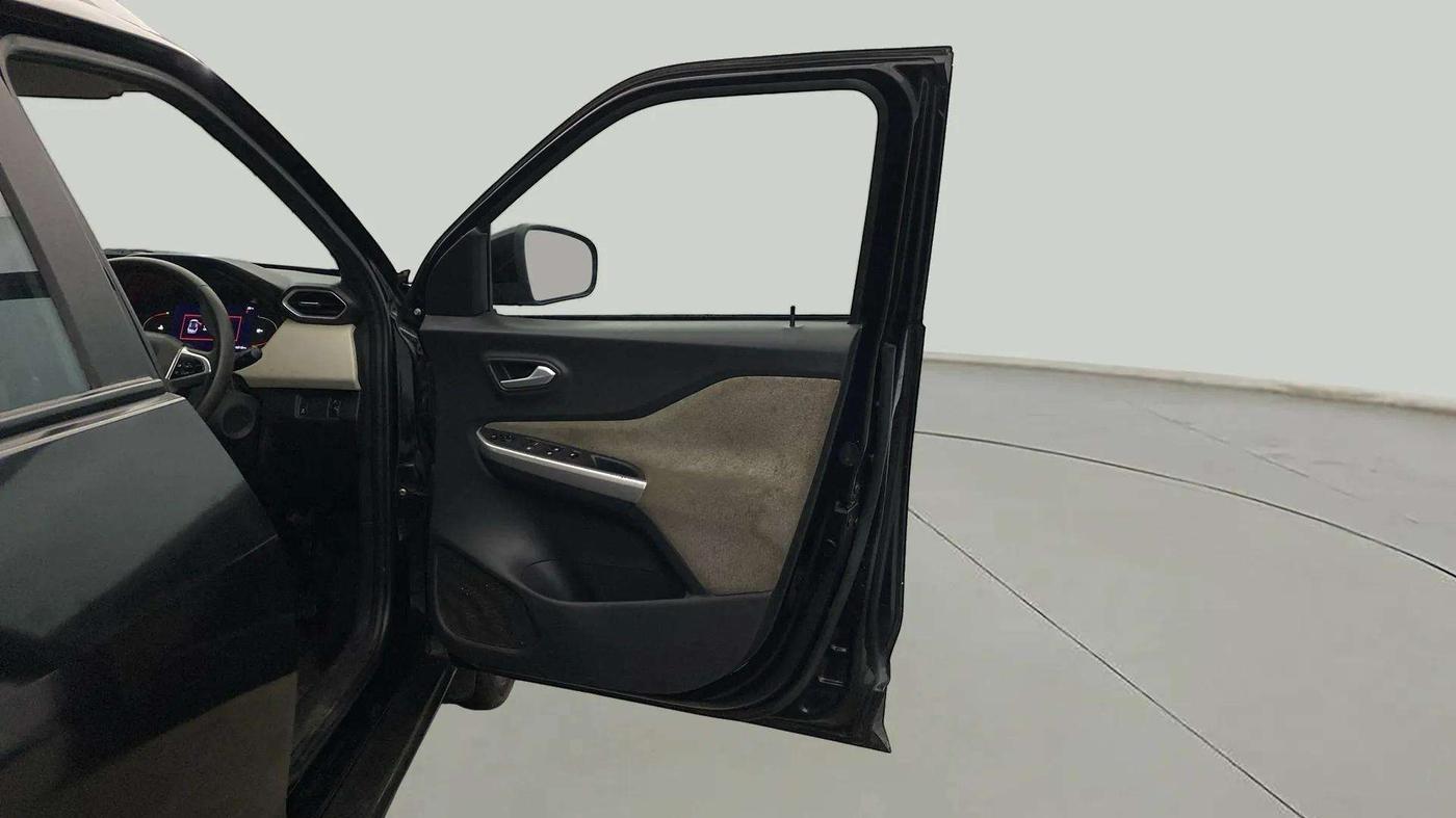 2023 Nissan MAGNITE XV MT, Petrol, Manual, 34,521 km, RHS Front Door