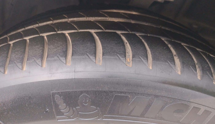2019 Mercedes Benz C Class C 220d PROGRESSIVE, Diesel, Automatic, 45,207 km, Left Front Tyre Tread