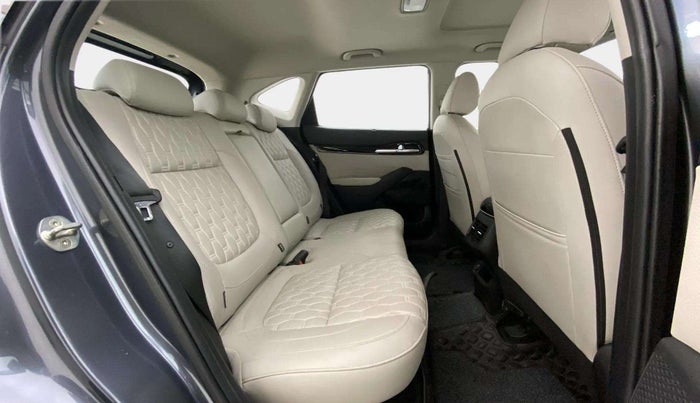 2020 KIA SELTOS HTX IVT 1.5 PETROL, Petrol, Automatic, 35,378 km, Right Side Rear Door Cabin