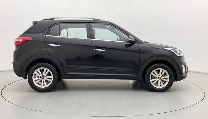 2017 Hyundai Creta SX PLUS 1.6 DIESEL, Diesel, Manual, 70,370 km, Right Side View
