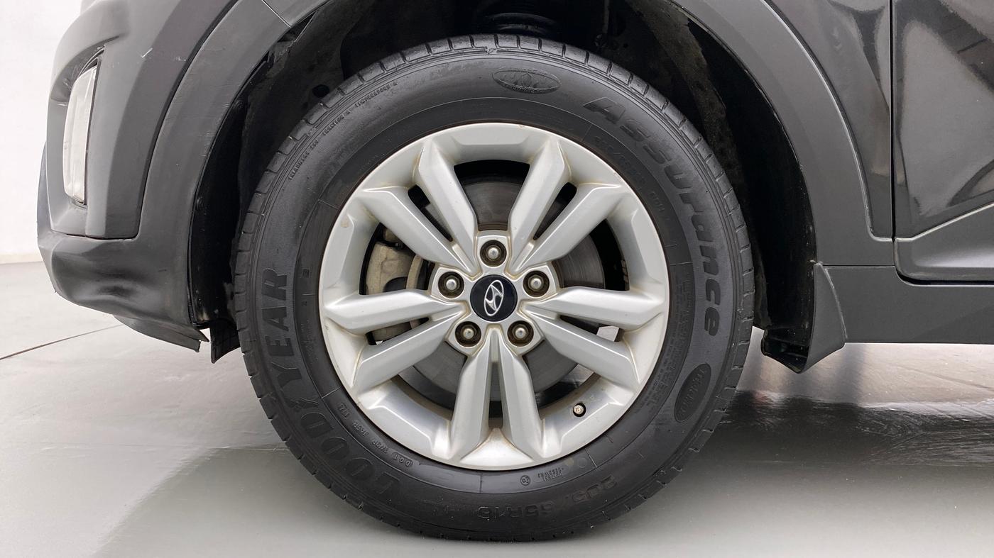 2017 Hyundai Creta SX PLUS 1.6 DIESEL, Diesel, Manual, 70,370 km, Left Front Wheel