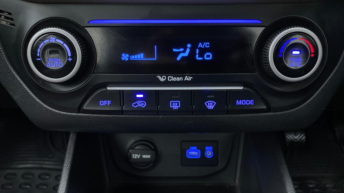 2017 Hyundai Creta SX PLUS 1.6 DIESEL, Diesel, Manual, 70,370 km, Automatic Climate Control