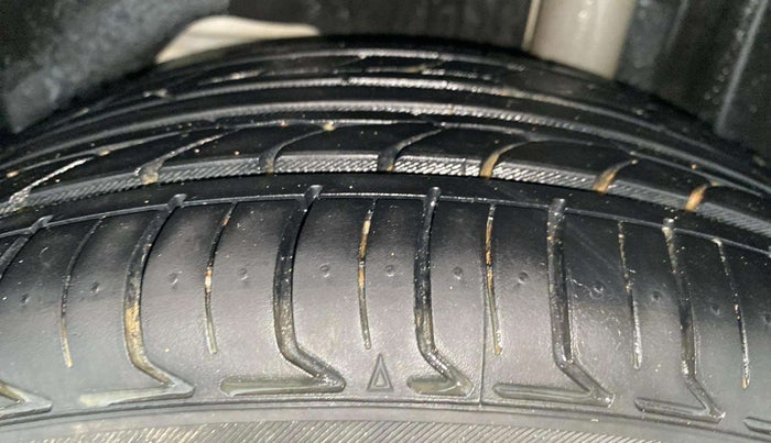2018 Ford FREESTYLE TITANIUM PLUS 1.5 DIESEL, Diesel, Manual, 37,257 km, Left Rear Tyre Tread