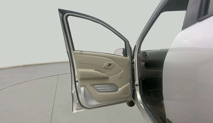 2016 Datsun Redi Go T (O), Petrol, Manual, 1,07,762 km, LHS Front Door