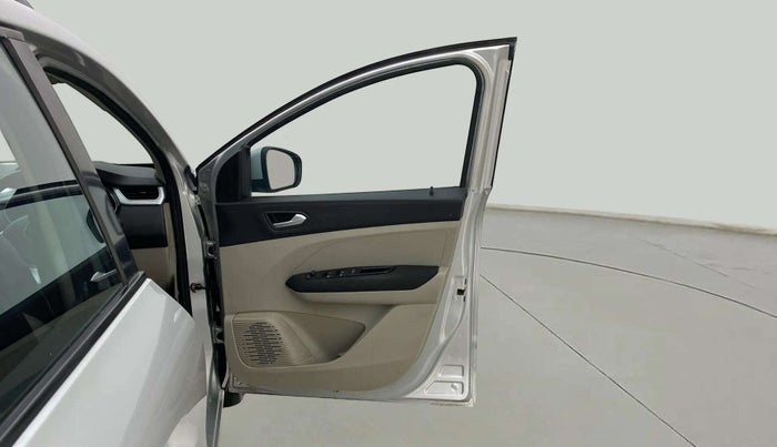 2019 Renault TRIBER RXZ, Petrol, Manual, 37,564 km, RHS Front Door