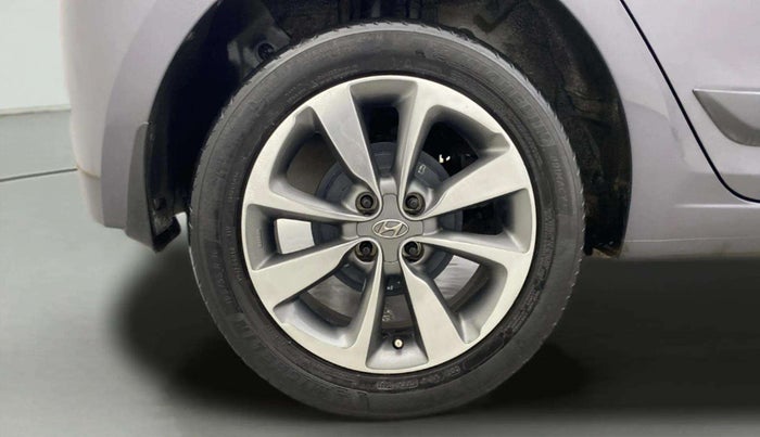 2017 Hyundai Elite i20 ASTA 1.2 (O), Petrol, Manual, 33,095 km, Right Rear Wheel