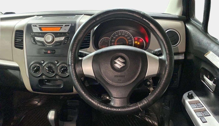 2016 Maruti Wagon R 1.0 VXI (O) AMT, Petrol, Automatic, 31,777 km, Steering Wheel Close Up