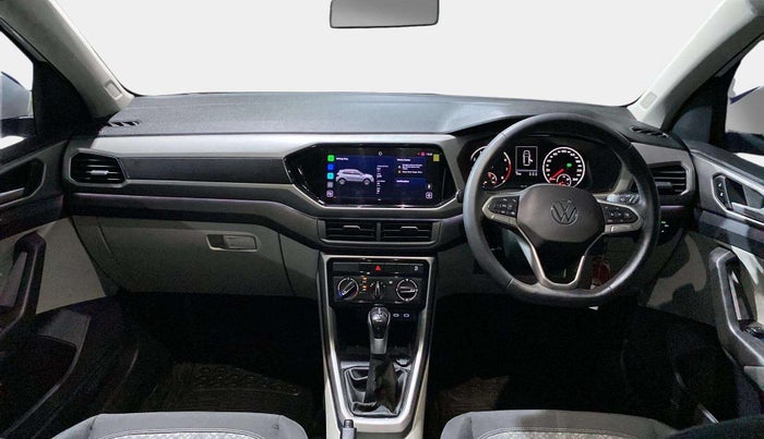 2025 Volkswagen TAIGUN HIGHLINE 1.0 TSI AT, Petrol, Automatic, 1,689 km, Dashboard