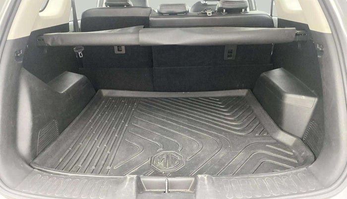 2021 MG HECTOR SHARP 1.5 DCT PETROL, Petrol, Automatic, 36,140 km, Boot Open Zoomed View
