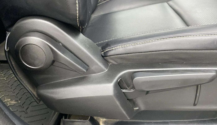 2022 Tata ALTROZ XZ PLUS PETROL, Petrol, Manual, 41,189 km, Driver Side Adjustment Panel