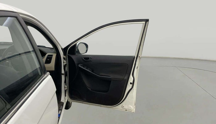 2014 Tata Zest XMS PETROL, Petrol, Manual, 40,171 km, RHS Front Door