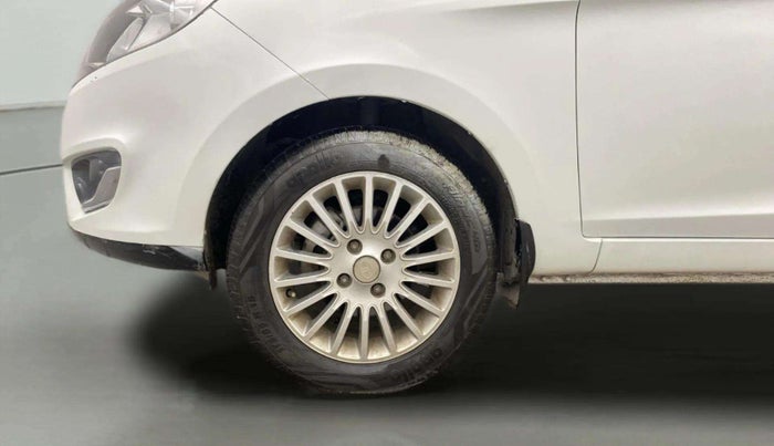 2014 Tata Zest XMS PETROL, Petrol, Manual, 40,171 km, Left Front Wheel