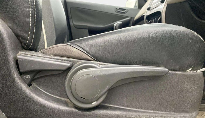 2014 Tata Zest XMS PETROL, Petrol, Manual, 40,171 km, Driver Side Adjustment Panel