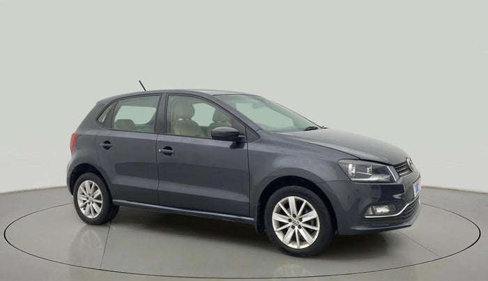 2016 Volkswagen Polo HIGHLINE1.2L, Petrol, Manual, 96,114 km, Right Front Diagonal