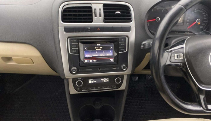 2016 Volkswagen Polo HIGHLINE1.2L, Petrol, Manual, 96,114 km, Air Conditioner