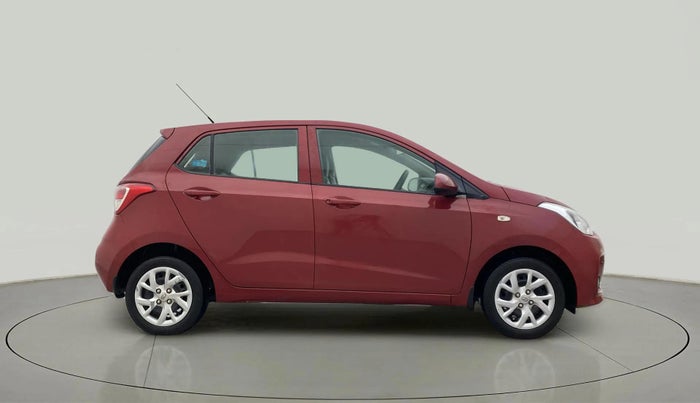 2018 Hyundai Grand i10 SPORTZ 1.2 KAPPA VTVT, Petrol, Manual, 22,757 km, Right Side View