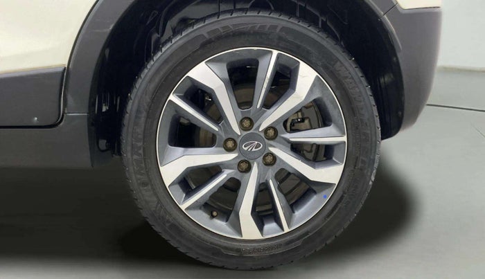 2021 Mahindra XUV300 W8 (O) 1.2 PETROL AMT, Petrol, Automatic, 43,721 km, Left Rear Wheel