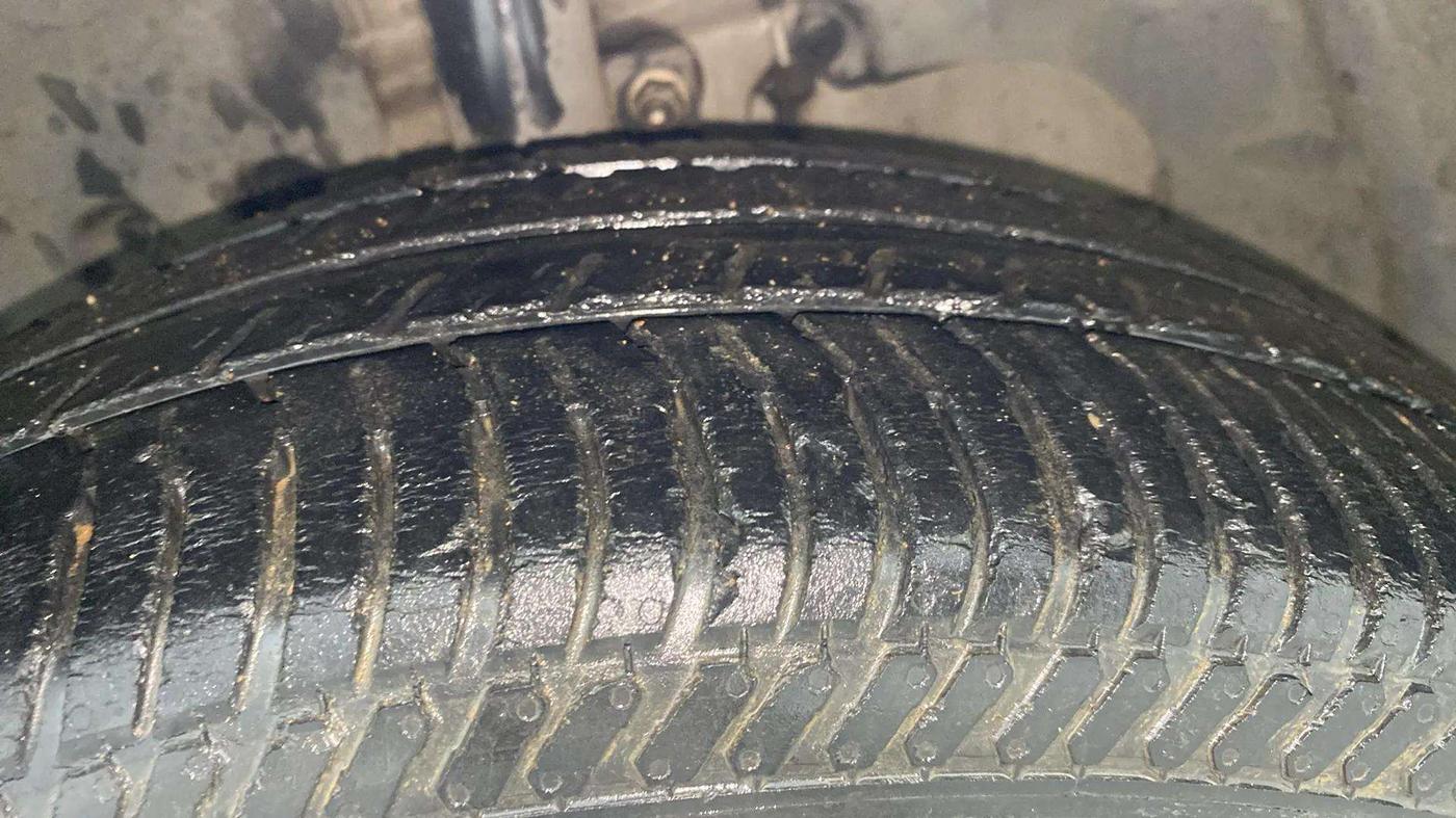 2015 Ford Ecosport TITANIUM 1.5L PETROL AT, Petrol, Automatic, 57,431 km, Left Front Tyre Tread