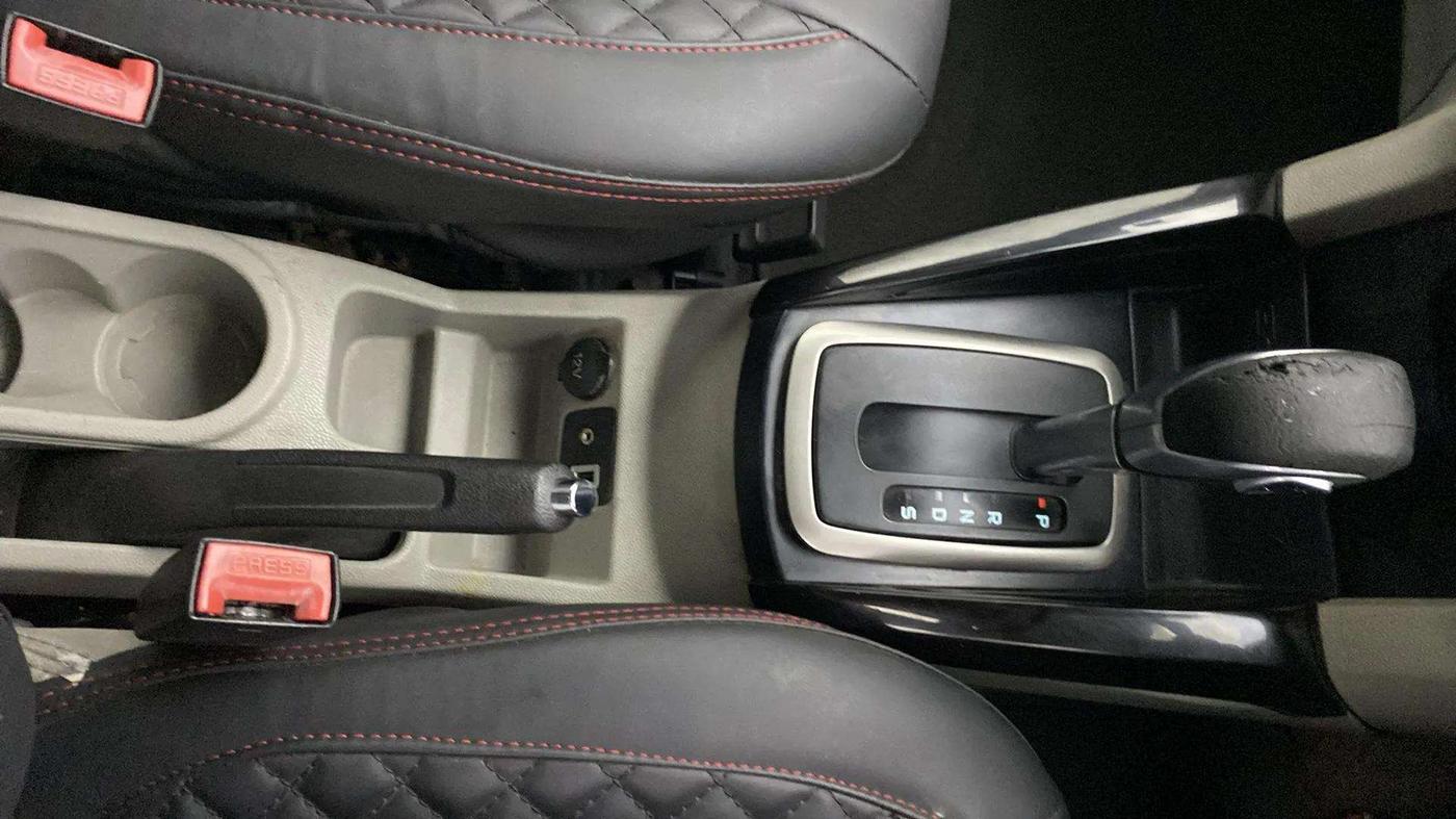 2015 Ford Ecosport TITANIUM 1.5L PETROL AT, Petrol, Automatic, 57,431 km, Gear Lever
