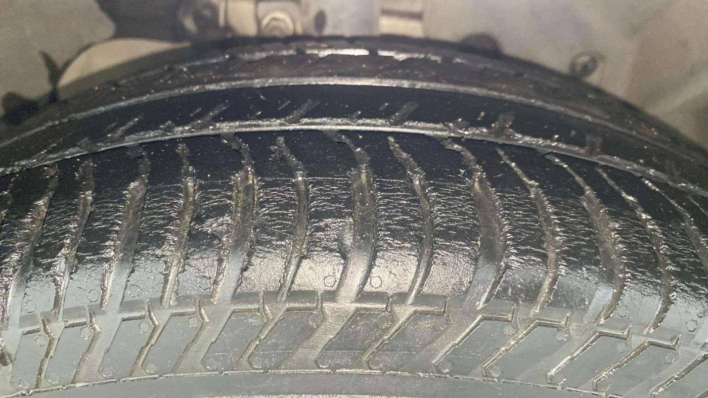 2015 Ford Ecosport TITANIUM 1.5L PETROL AT, Petrol, Automatic, 57,431 km, Right Front Tyre Tread