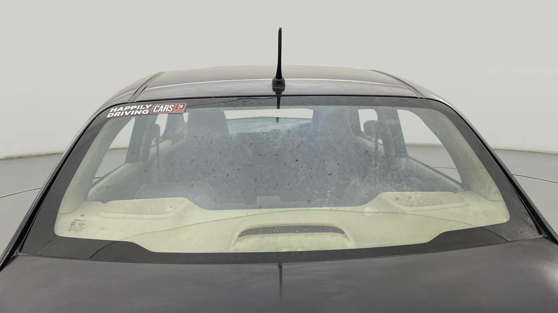 Rear-Windshield---Roof-25