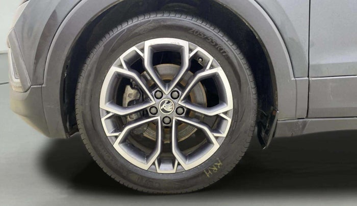 2023 Skoda KUSHAQ STYLE 1.5L TSI DSG (6 AIRBAGS), Petrol, Automatic, 46,245 km, Left Front Wheel