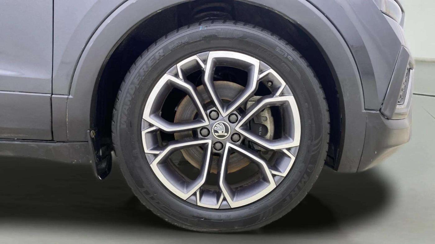 2023 Skoda KUSHAQ STYLE 1.5L TSI DSG (6 AIRBAGS), Petrol, Automatic, 46,245 km, Right Front Wheel