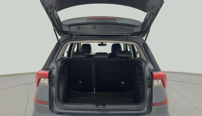 2023 Skoda KUSHAQ STYLE 1.5L TSI DSG (6 AIRBAGS), Petrol, Automatic, 46,245 km, Boot Inside