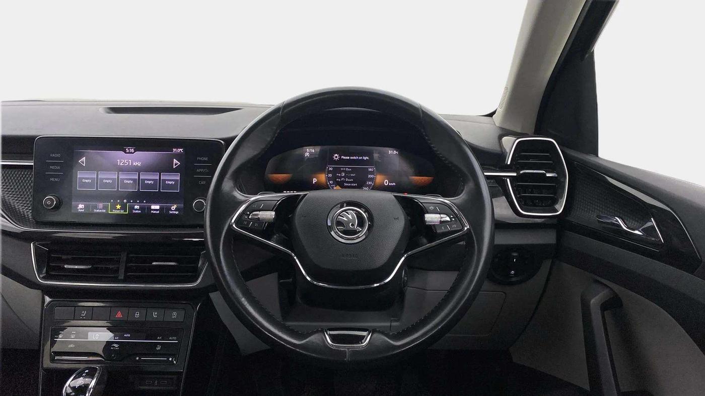 2023 Skoda KUSHAQ STYLE 1.5L TSI DSG (6 AIRBAGS), Petrol, Automatic, 46,245 km, Steering Wheel Close Up
