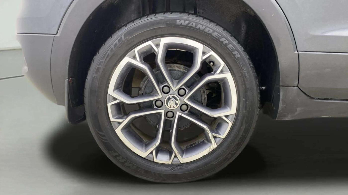 2023 Skoda KUSHAQ STYLE 1.5L TSI DSG (6 AIRBAGS), Petrol, Automatic, 46,245 km, Right Rear Wheel
