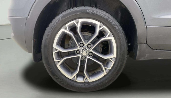 2023 Skoda KUSHAQ STYLE 1.5L TSI DSG (6 AIRBAGS), Petrol, Automatic, 46,245 km, Right Rear Wheel