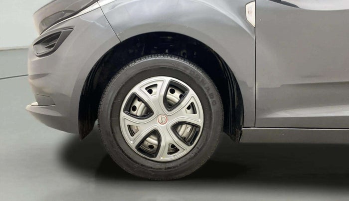 2021 Tata ALTROZ XE PETROL, Petrol, Manual, 45,488 km, Left Front Wheel