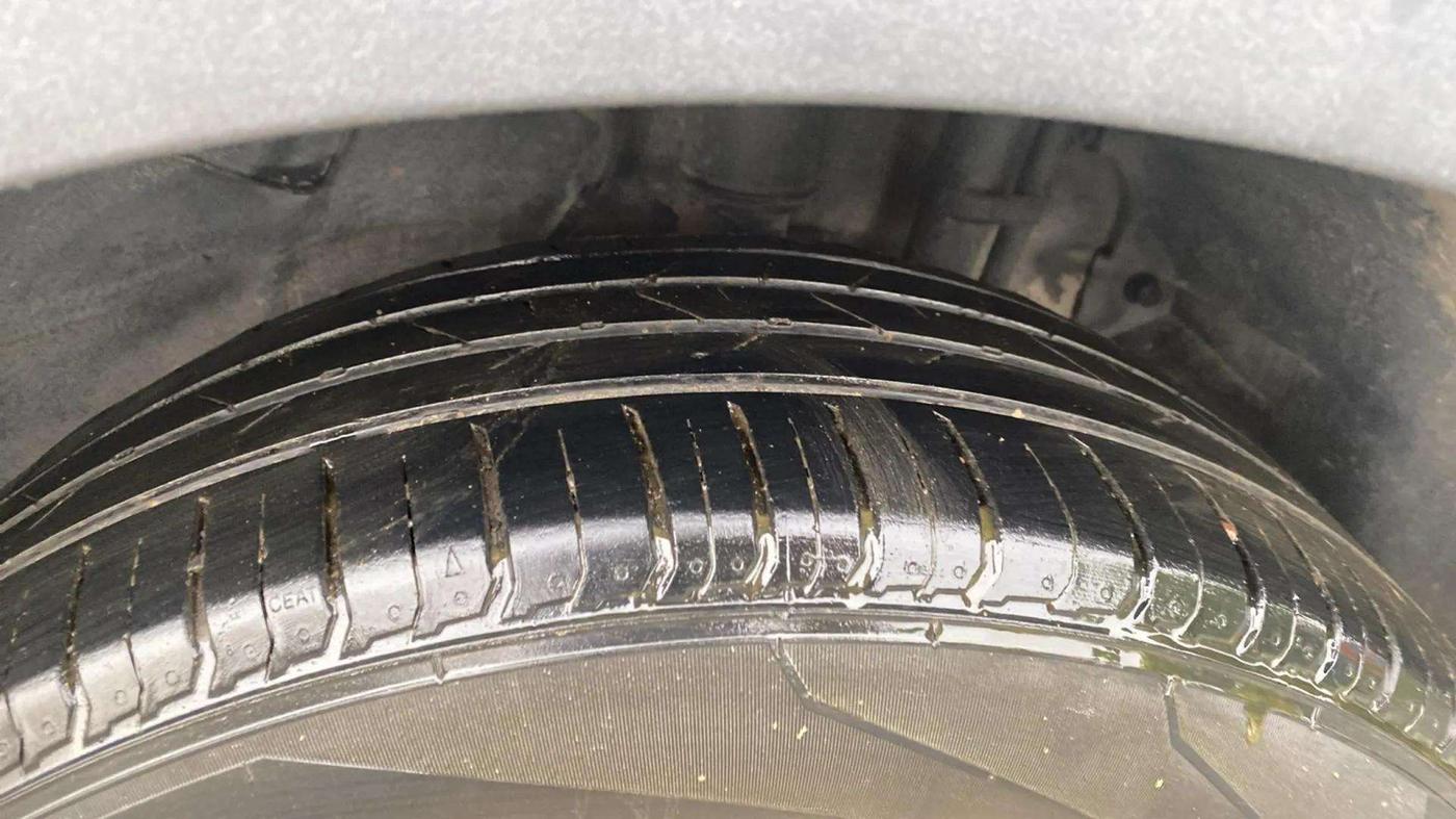 2018 Tata NEXON XZ PLUS DIESEL, Diesel, Manual, 1,17,133 km, Left Rear Tyre Tread