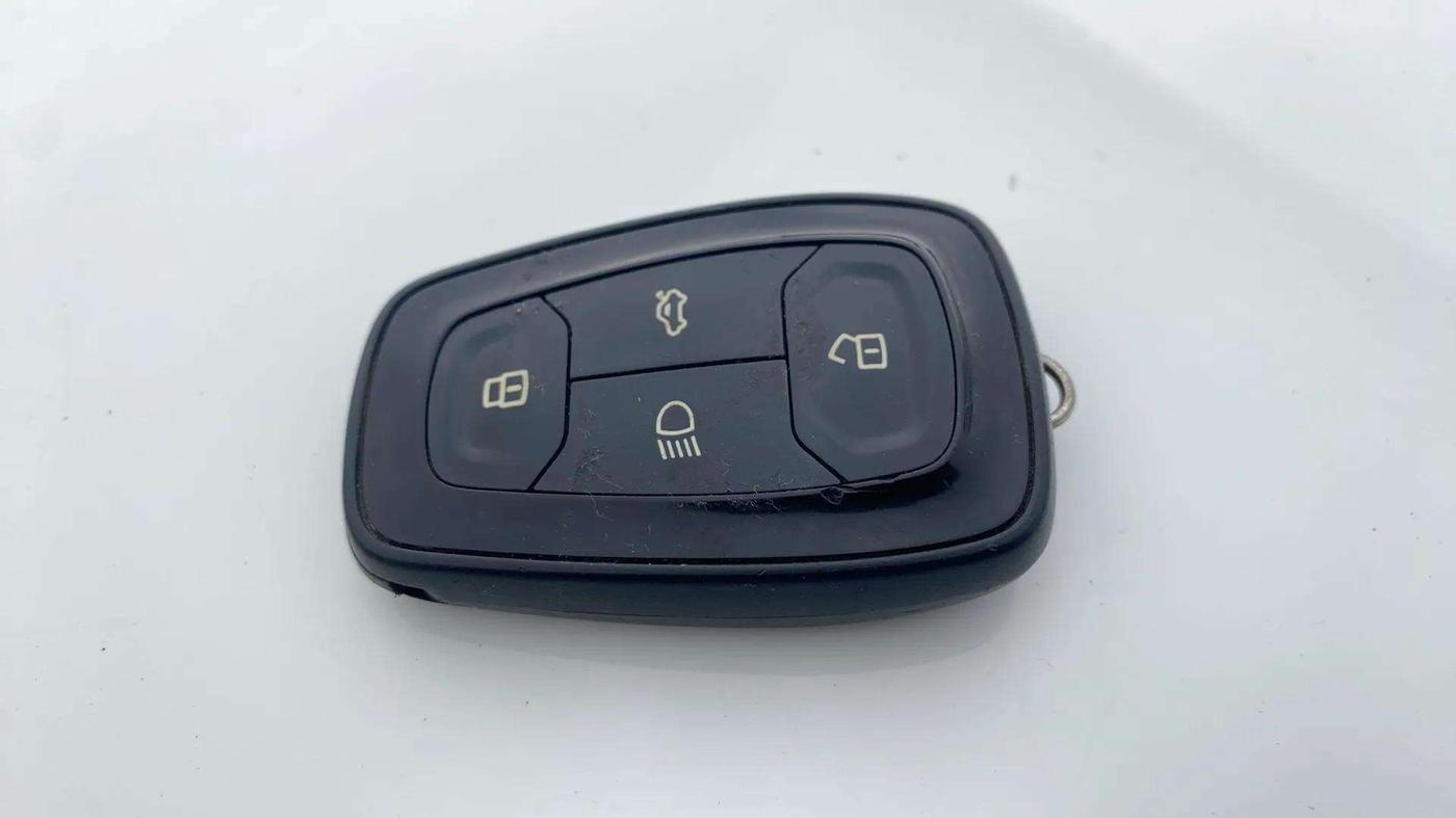 2018 Tata NEXON XZ PLUS DIESEL, Diesel, Manual, 1,17,133 km, Key Close Up