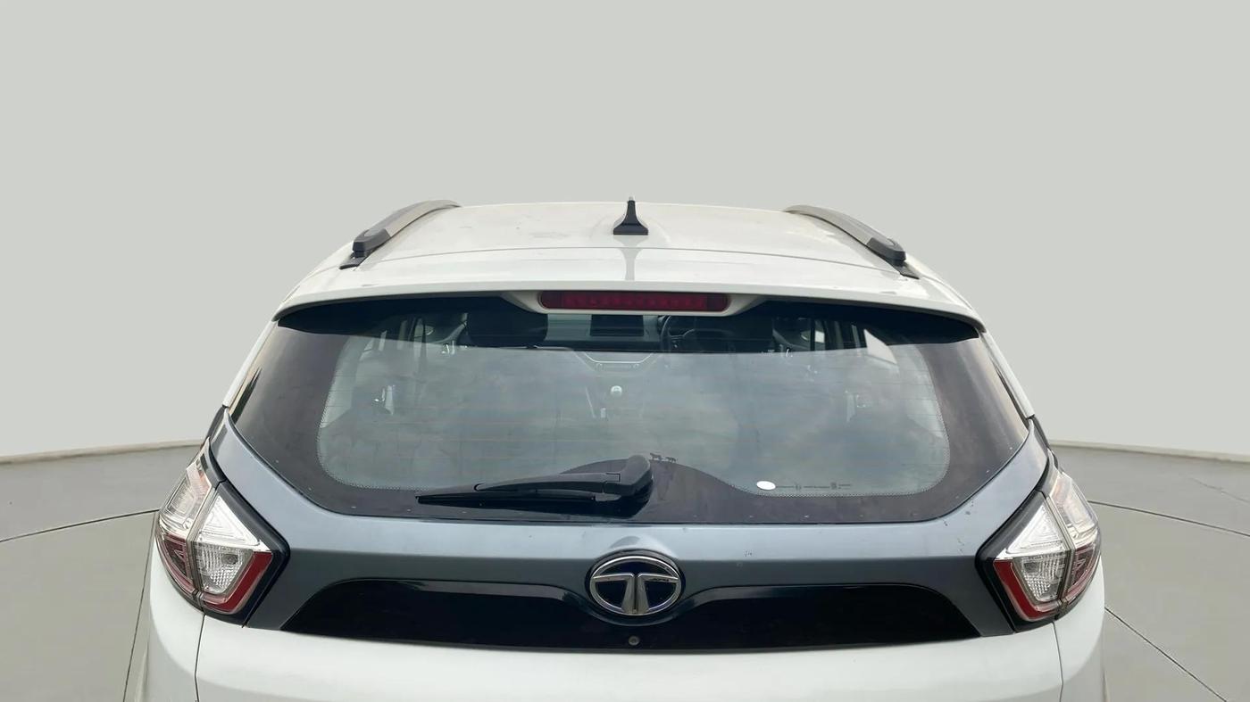 2018 Tata NEXON XZ PLUS DIESEL, Diesel, Manual, 1,17,133 km, Rear Windshield