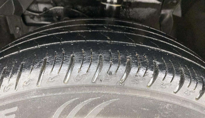 2021 Maruti Vitara Brezza VXI, Petrol, Manual, 66,345 km, Left Front Tyre Tread