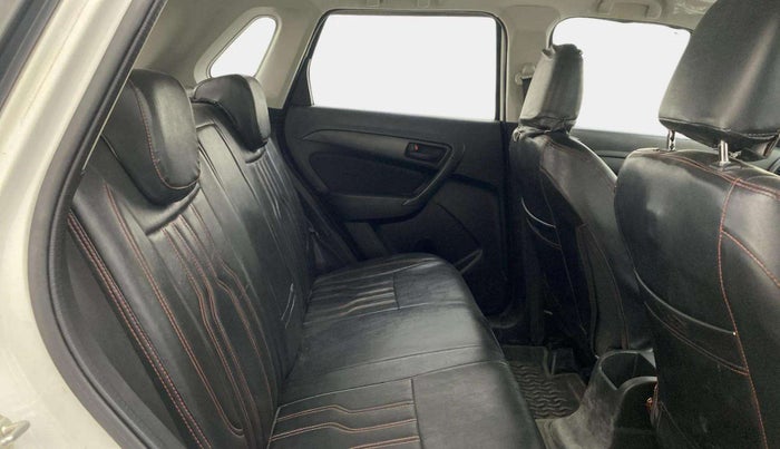 2021 Maruti Vitara Brezza VXI, Petrol, Manual, 66,345 km, Right Side Rear Door Cabin