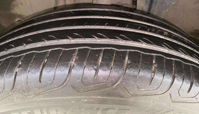 2022 Renault Kiger RXZ MT, Petrol, Manual, 27,727 km, Left Front Tyre Tread