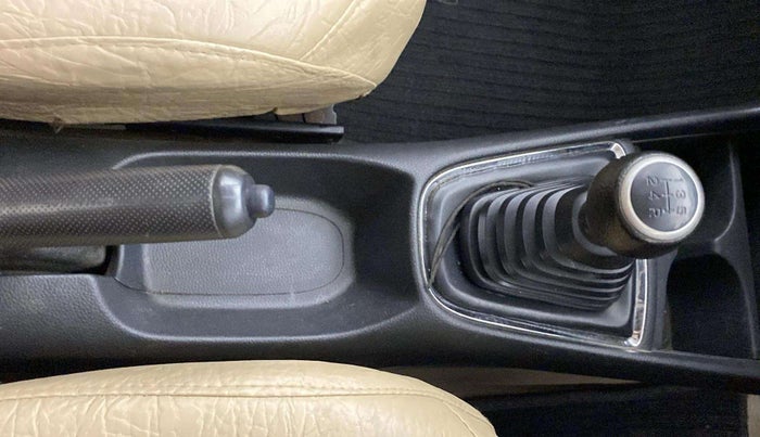2019 Honda Amaze 1.2L I-VTEC VX, Petrol, Manual, 1,38,140 km, Gear Lever