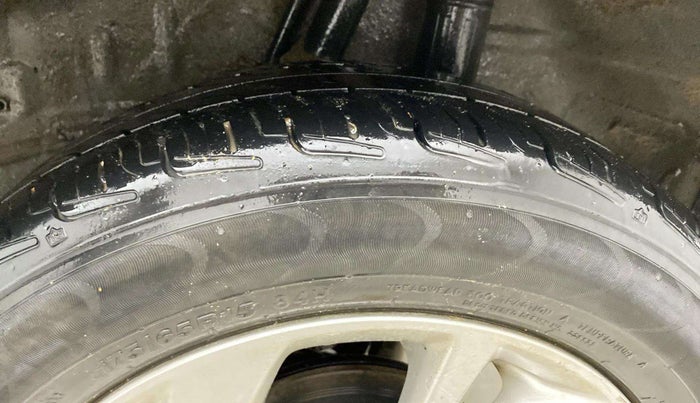 2019 Honda Amaze 1.2L I-VTEC VX, Petrol, Manual, 1,38,140 km, Left Rear Tyre Tread