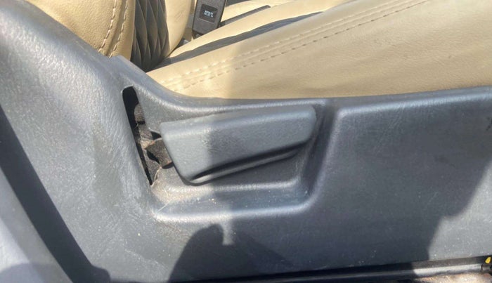 2016 Maruti Alto K10 VXI, Petrol, Manual, 60,130 km, Driver Side Adjustment Panel