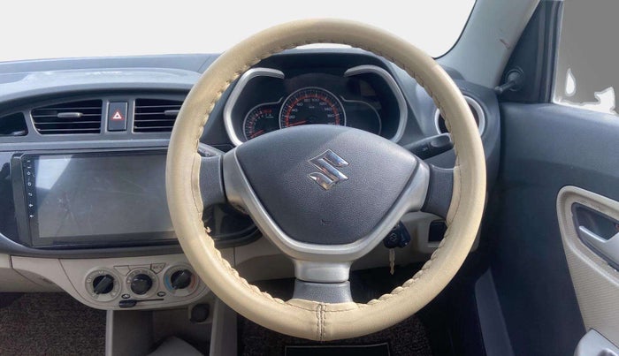 2016 Maruti Alto K10 VXI, Petrol, Manual, 60,130 km, Steering Wheel Close Up