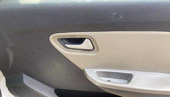 2016 Maruti Alto K10 VXI, Petrol, Manual, 60,130 km, Driver Side Door Panels Control