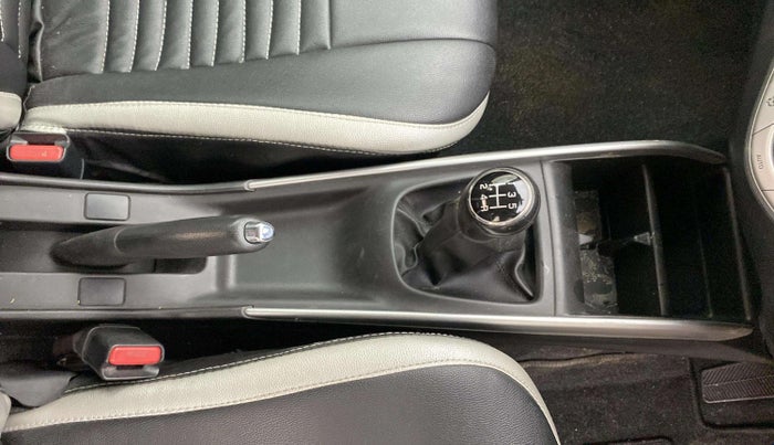 2018 Maruti Baleno ALPHA PETROL 1.2, Petrol, Manual, 50,907 km, Gear Lever