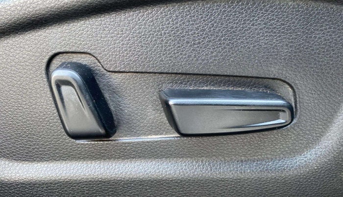 2020 KIA SELTOS GTX PLUS DCT 1.4 PETROL, Petrol, Automatic, 33,844 km, Driver Side Adjustment Panel